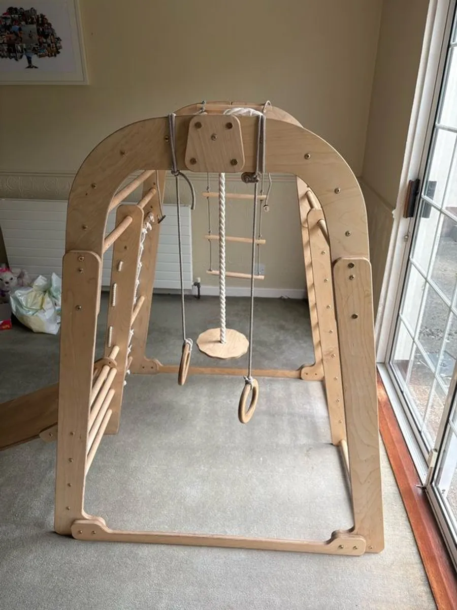kids climbing frame - Image 3