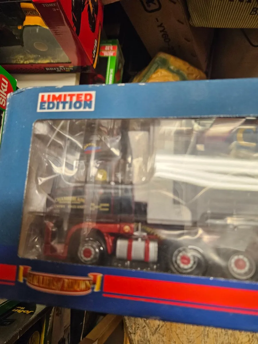 Corgi DAF Tractor Unit and Trailer 1.50 - Image 2