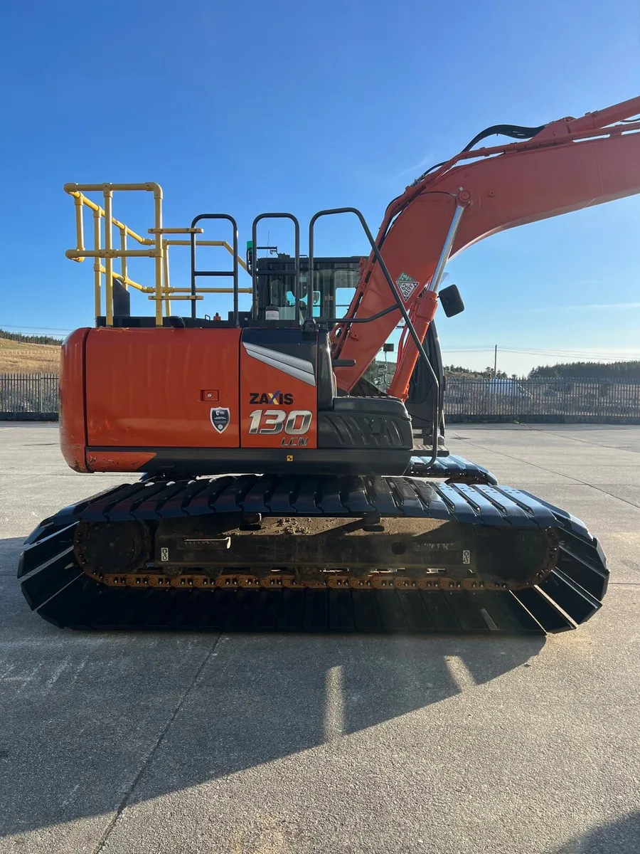 LGP Hitachi ZX130 -7 LCN For Hire - Image 2