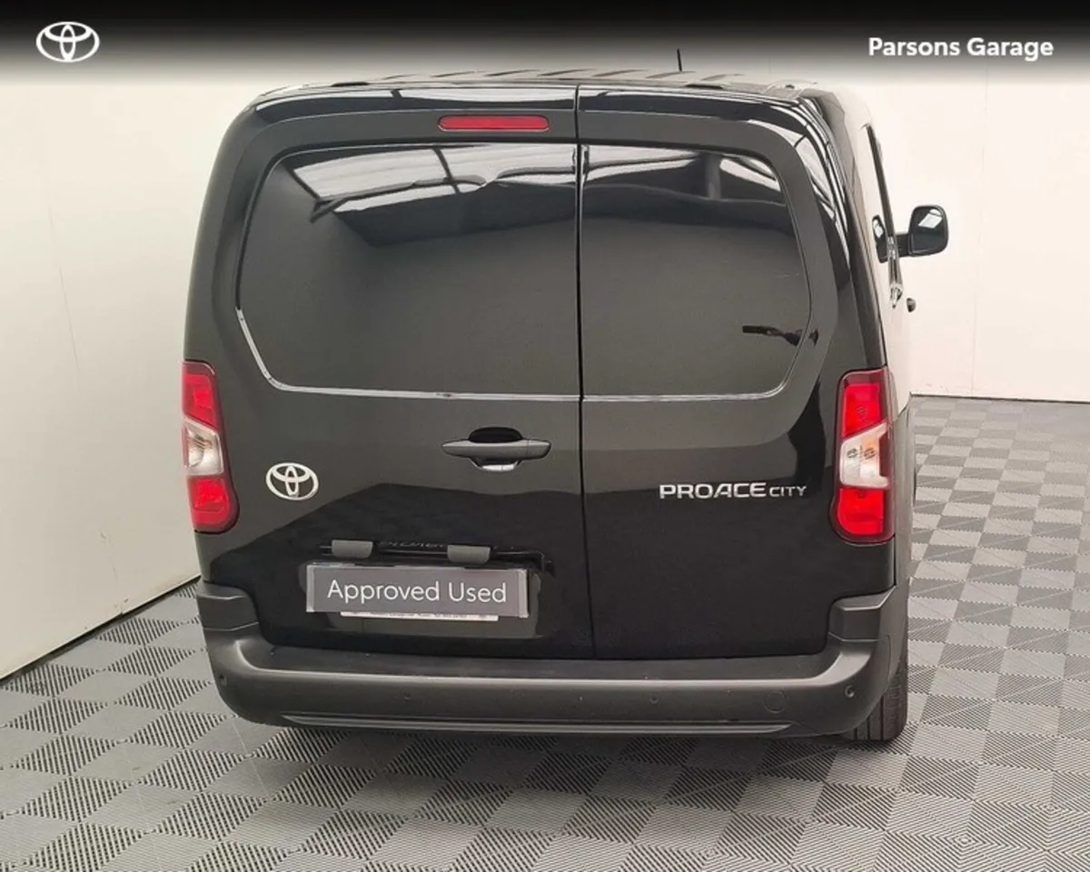 Toyota Proace City CITY 1.5 GX SWB 650KG - Image 4