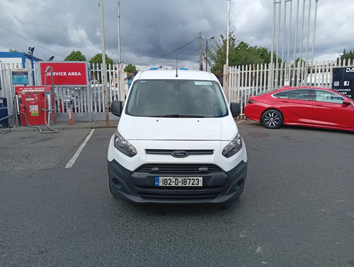 2018 ford transit connect only 111,000 kms - Image 2