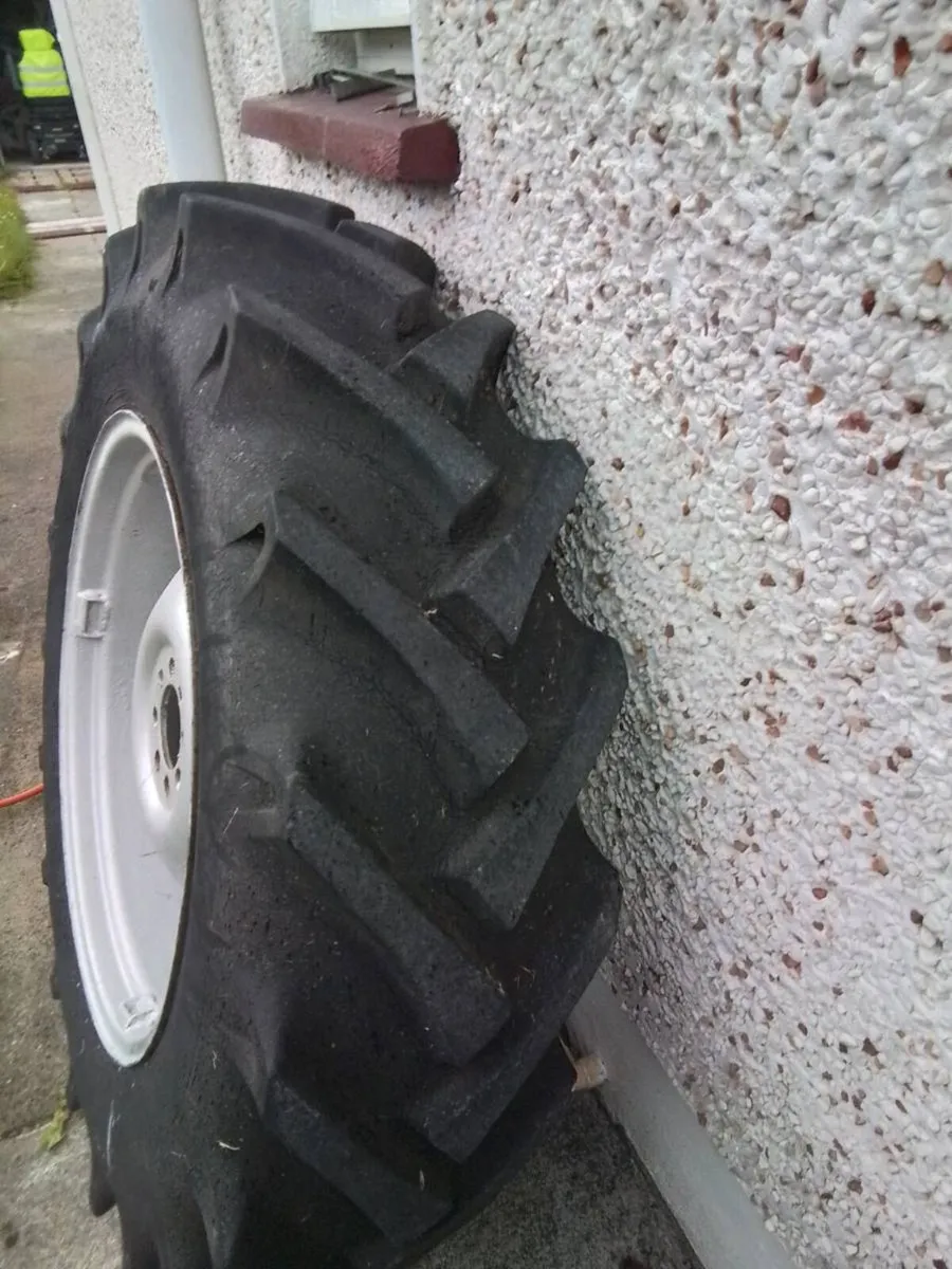 Tractor tyres - Image 3