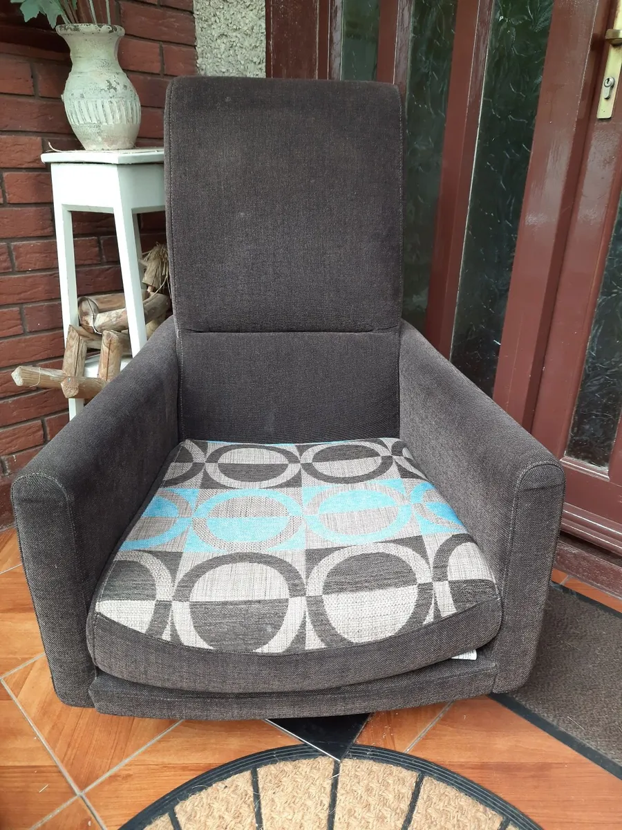 a  comfortable  armchair - Image 1