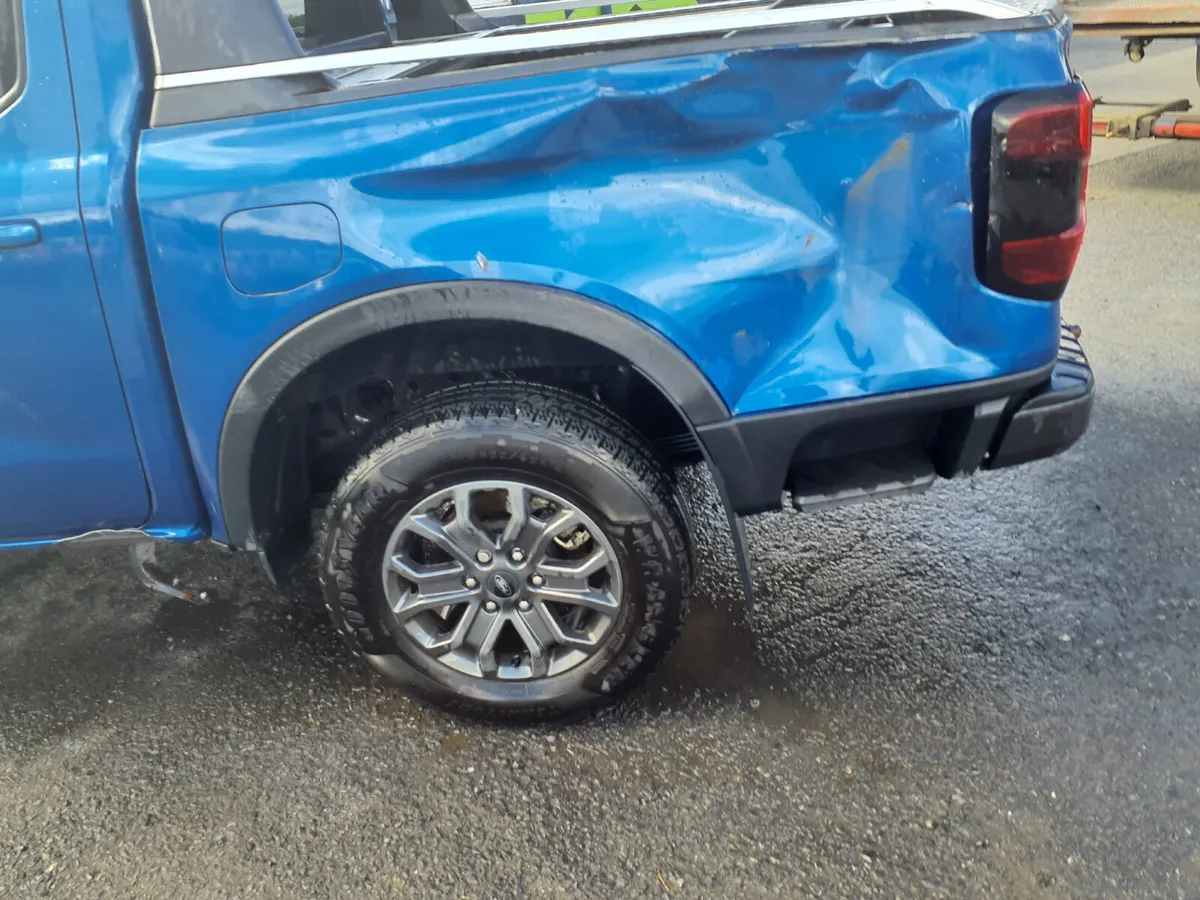 Ford Ranger wildtrack 2025 11,000 km - Image 4