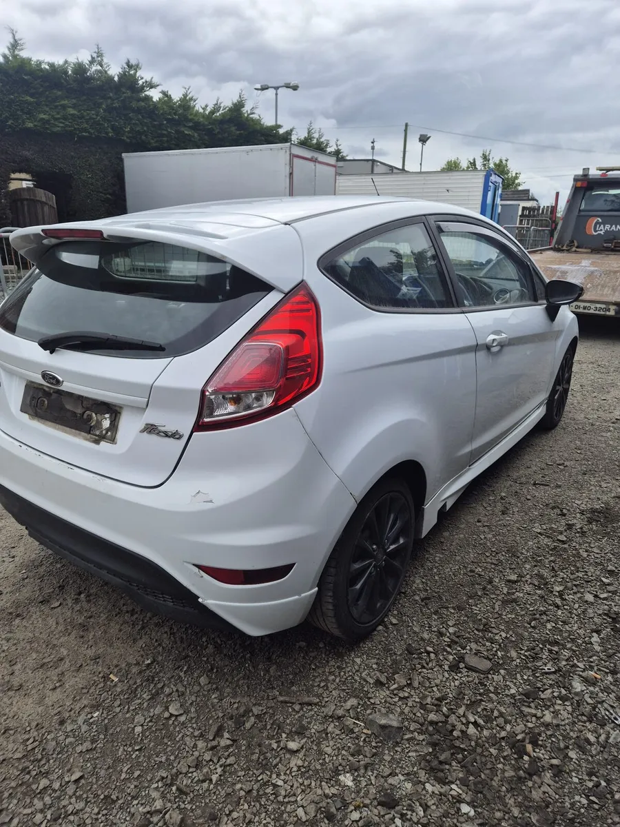 Ford Fiesta - Breaking only - Image 1