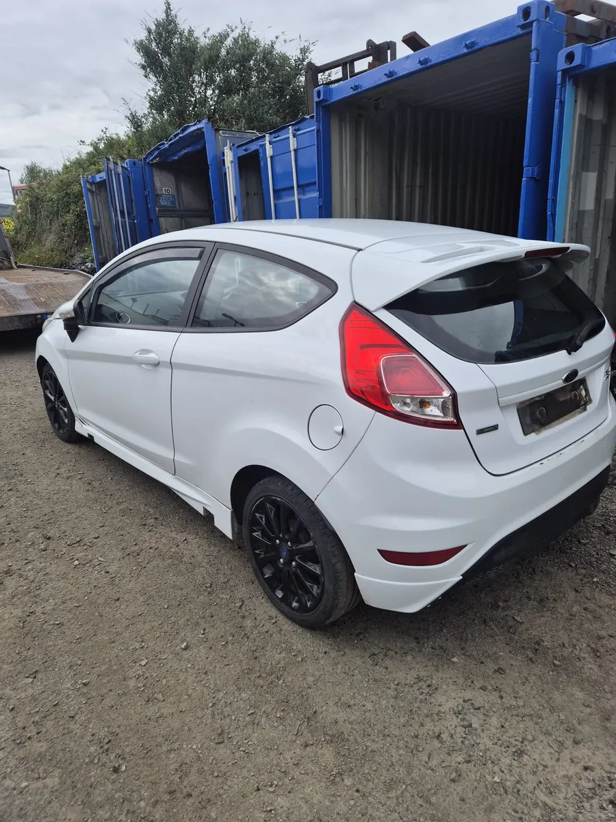 Ford Fiesta - Breaking only - Image 2
