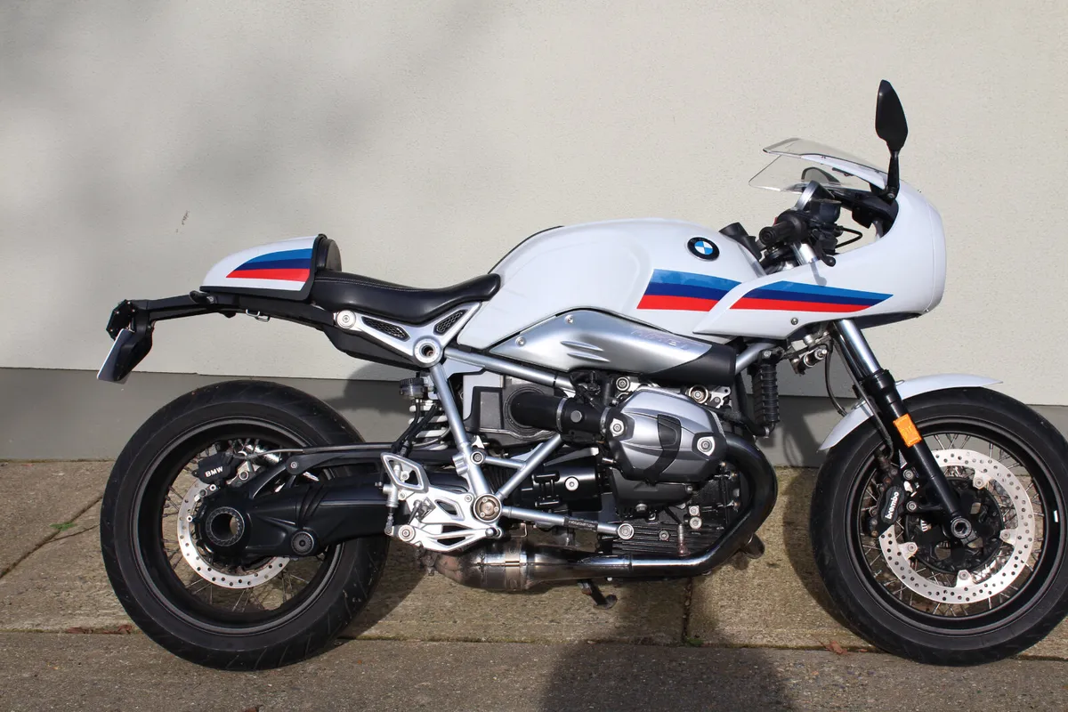 2017 BMW R nine T   Racer - Image 1