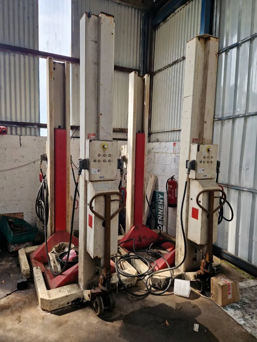 Steetil Koni mobile column lift - Image 1