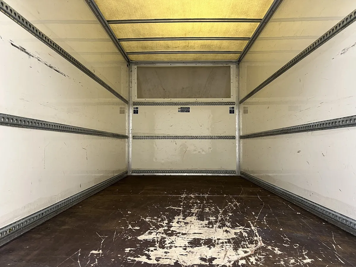 2020 Ford Transit Luton Box Van - Image 3