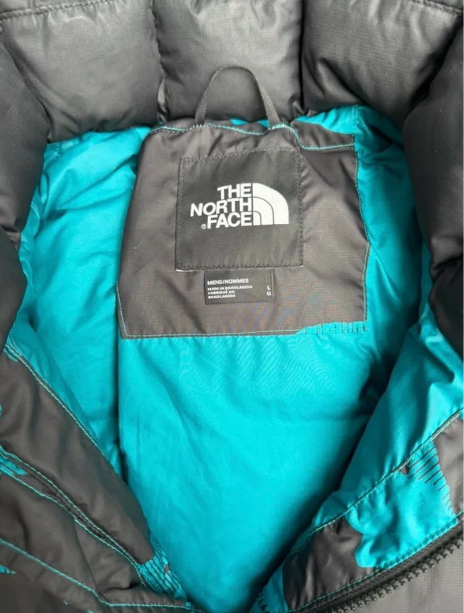The North Face Puffer Jacket - Image 4