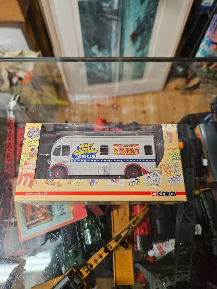 Corgi Circus Fair Ground Truck - Image 1