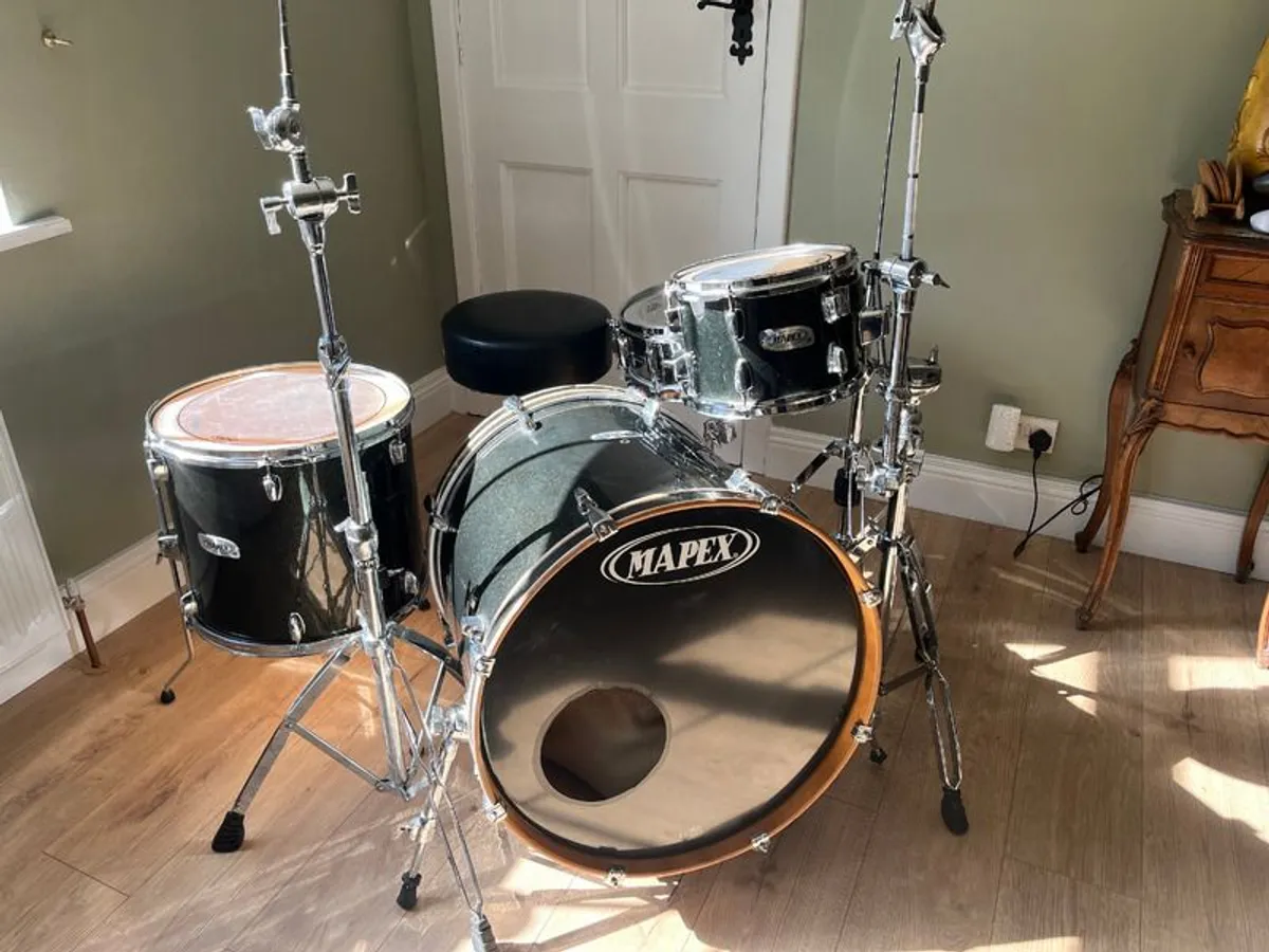 Mapex Meridian Birch Drumkit + Pearl Sensitone Snare - Image 1