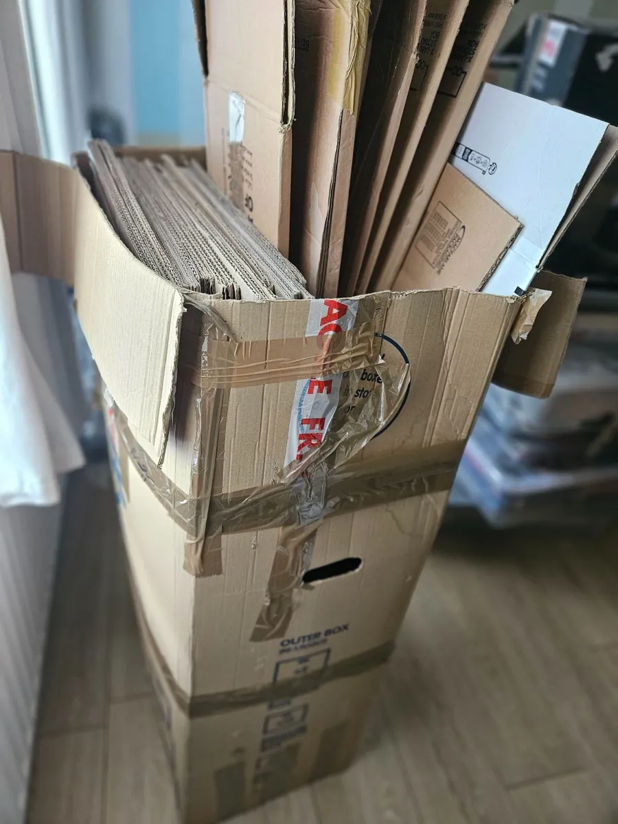 Cardboard packing boxes