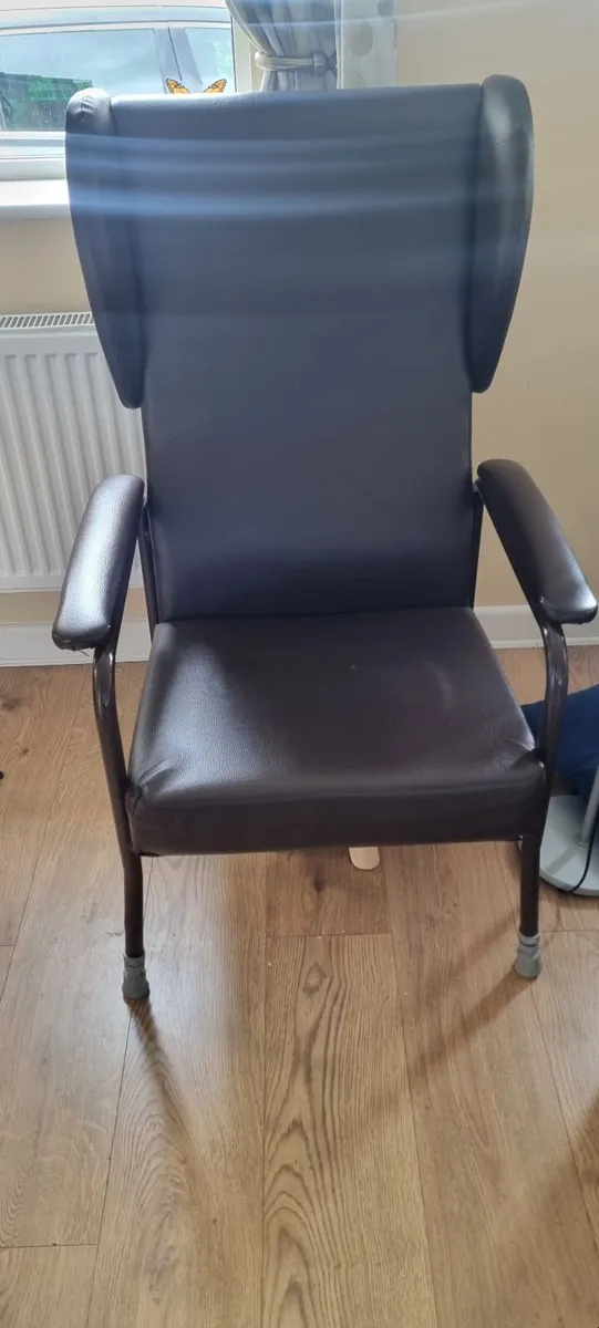 Orthopaedic Chair - Image 1
