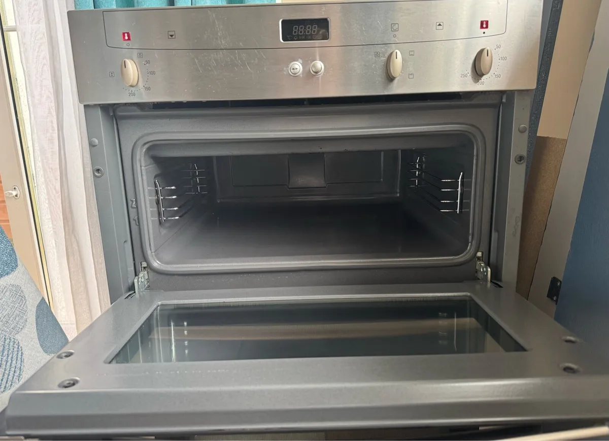 Neff oven + Bosch hob - Image 4