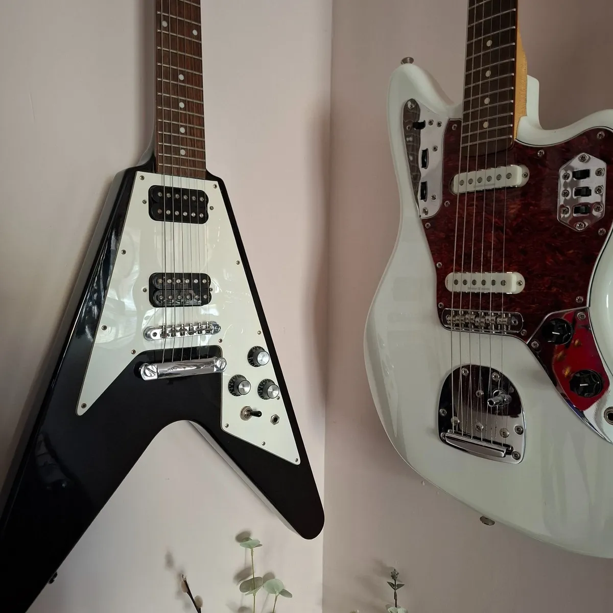 guitars - Image 3