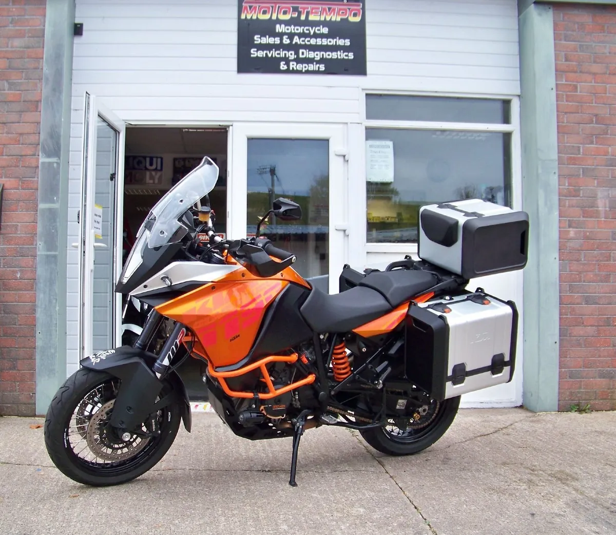 2015 KTM 1190 Adventure  with full luggage and Sat - Image 2