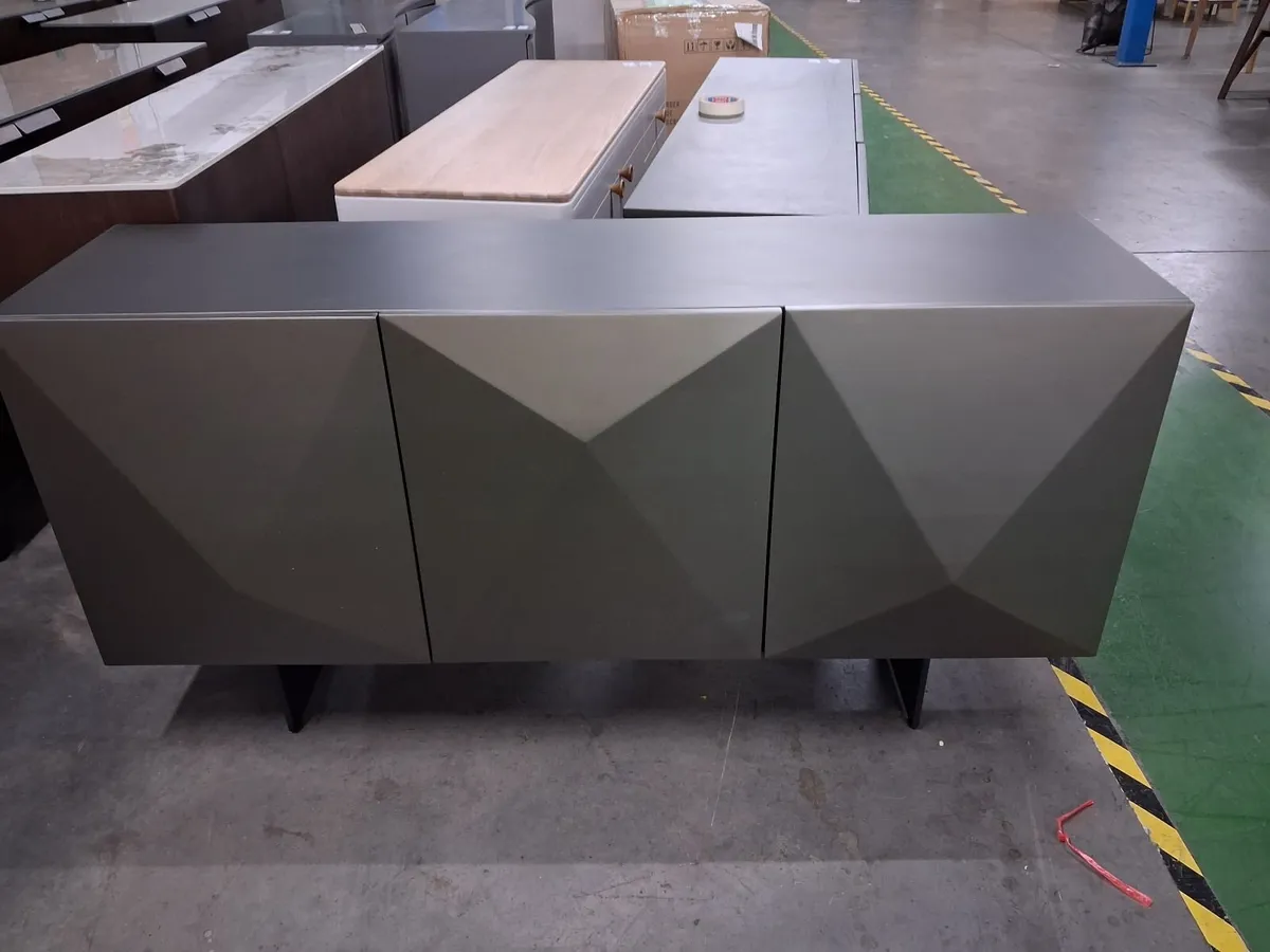 Showroom Furniture Auction - Image 2