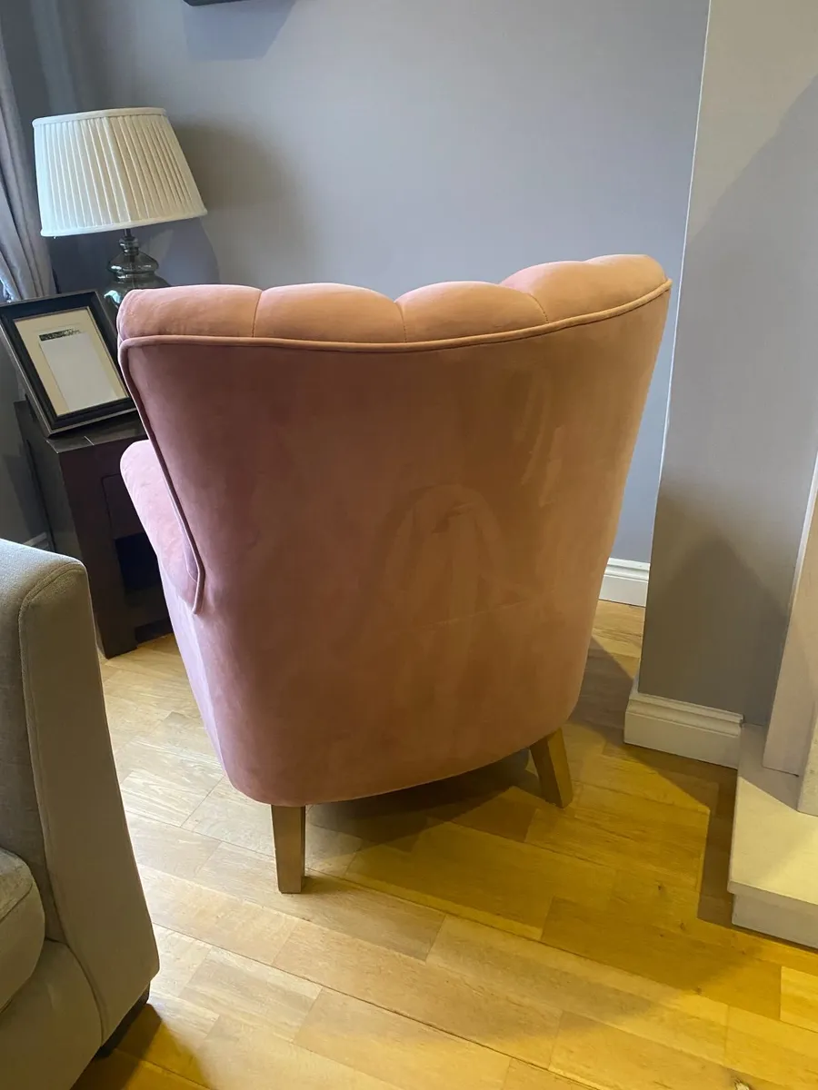 Armchair - Image 4