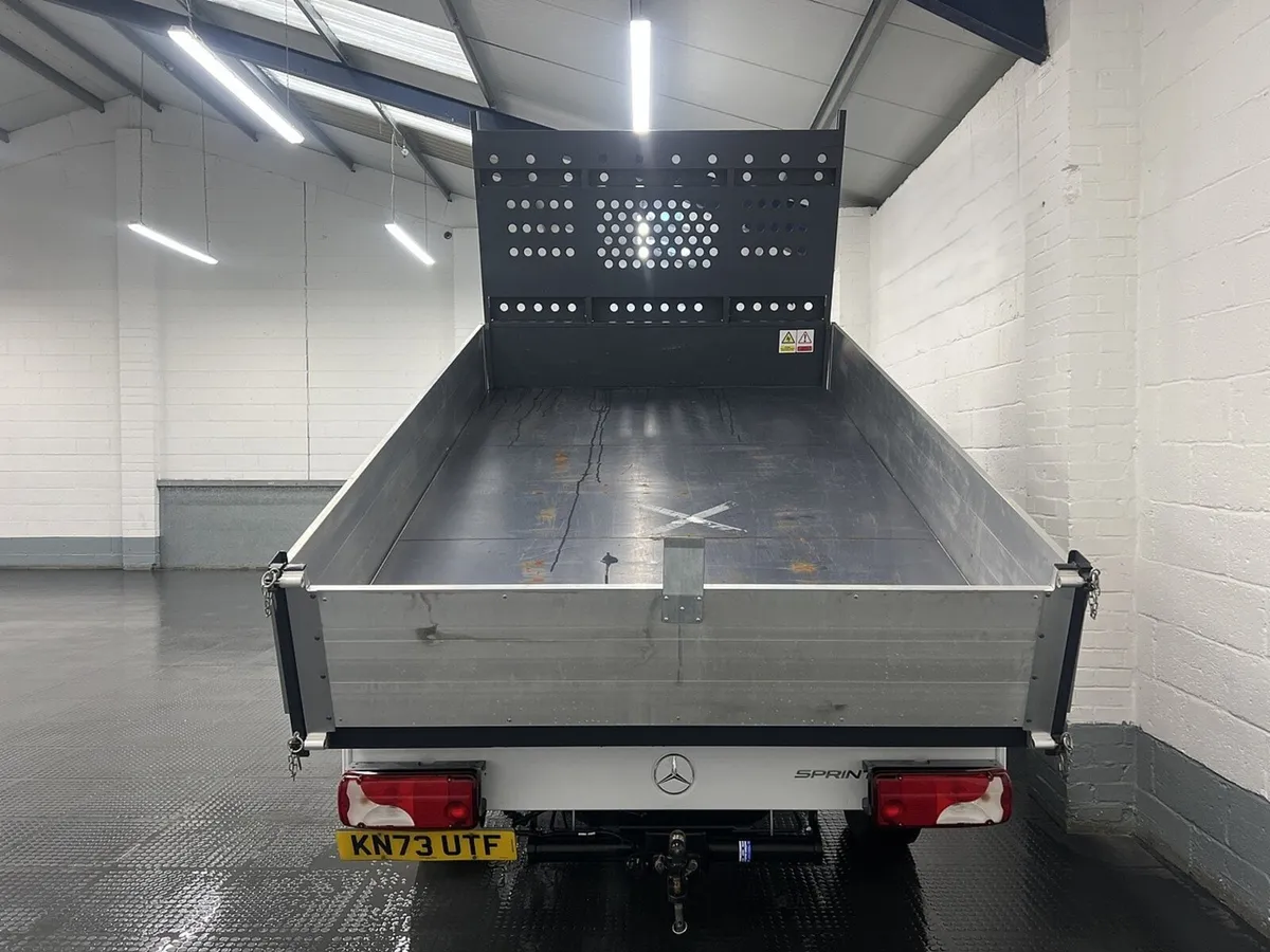 2023 Mercedes-Benz Sprinter Tipper Van - Image 2