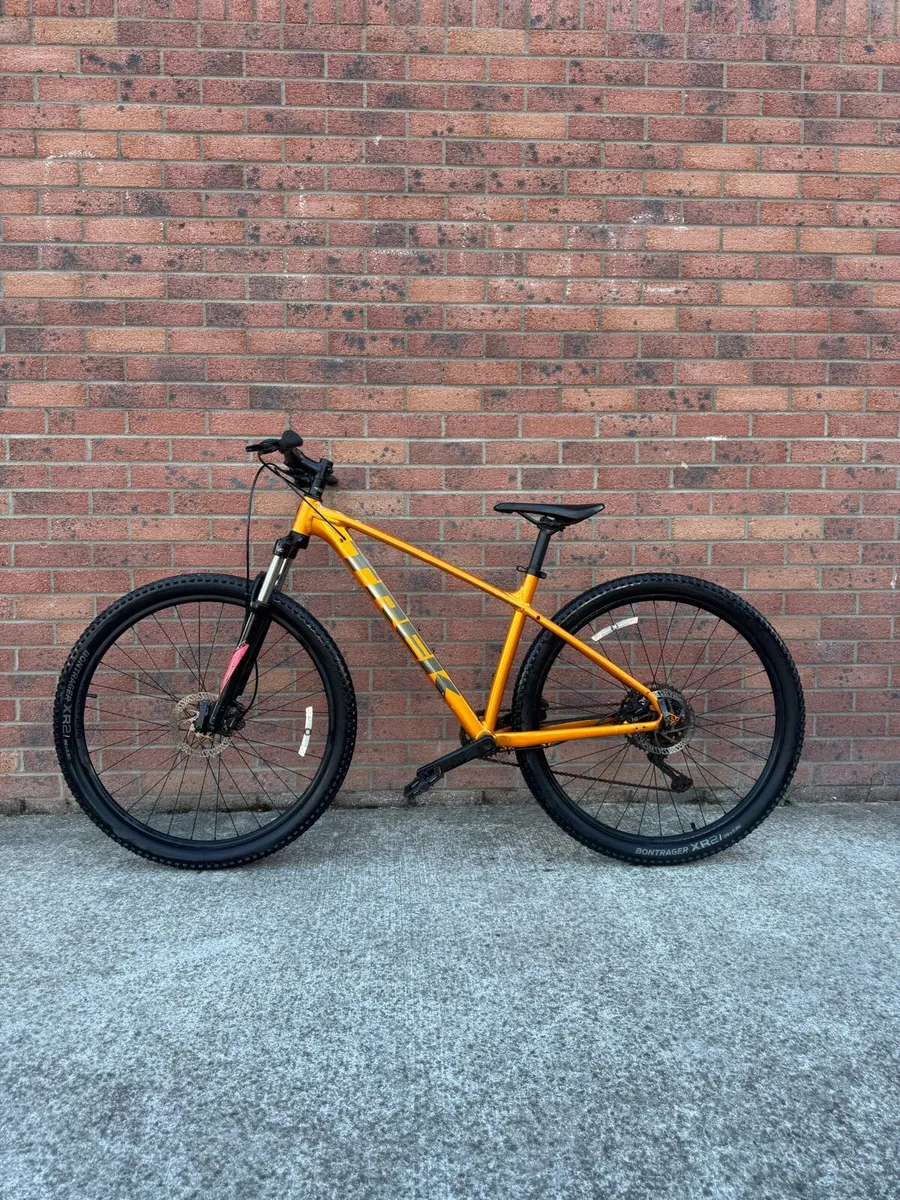 Trek Marlin 6 3rd Generation - Image 1