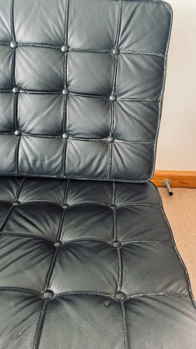 Couch - Image 2