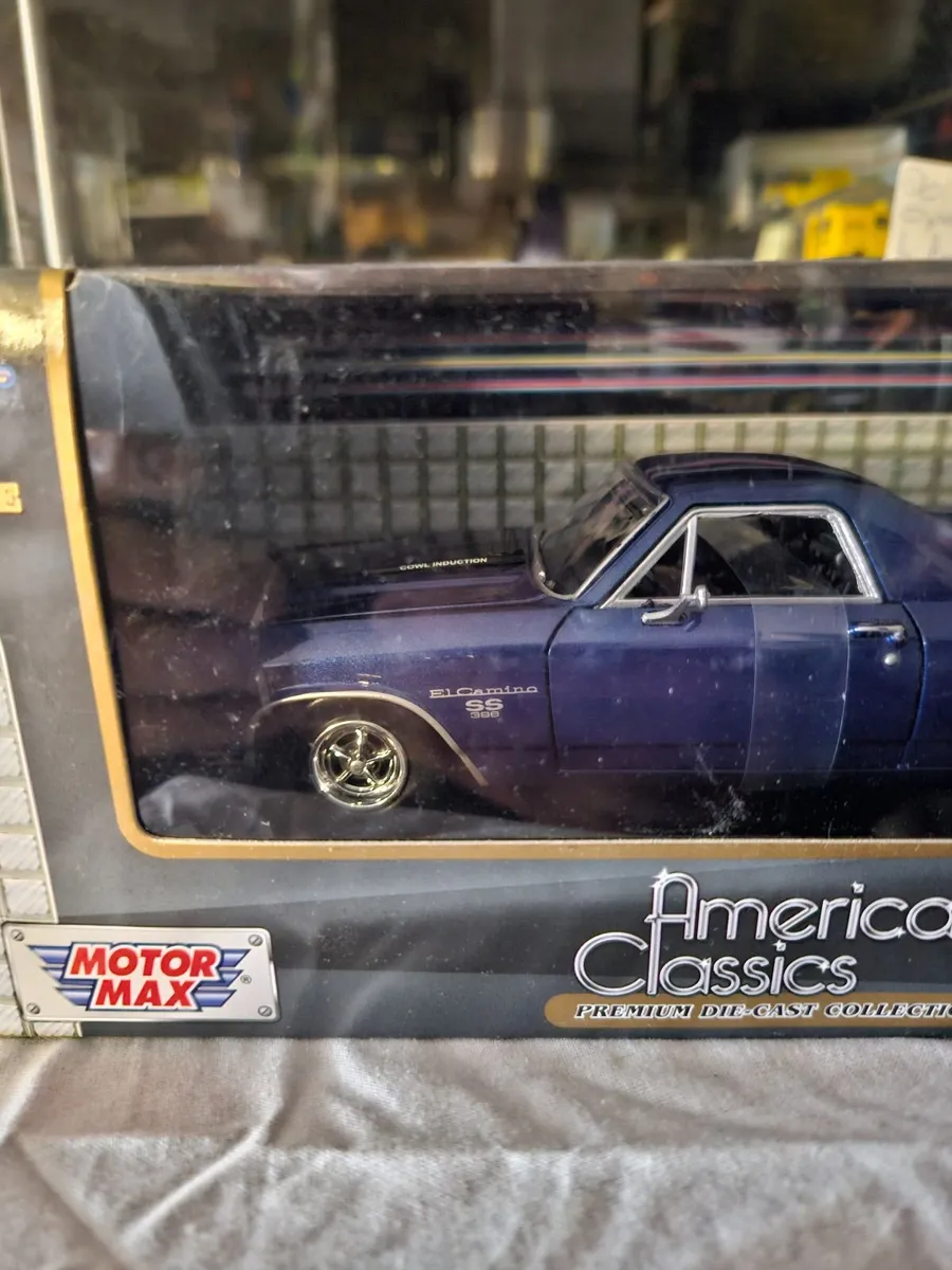 Corgi Motormax Chevy Pickup - Image 3