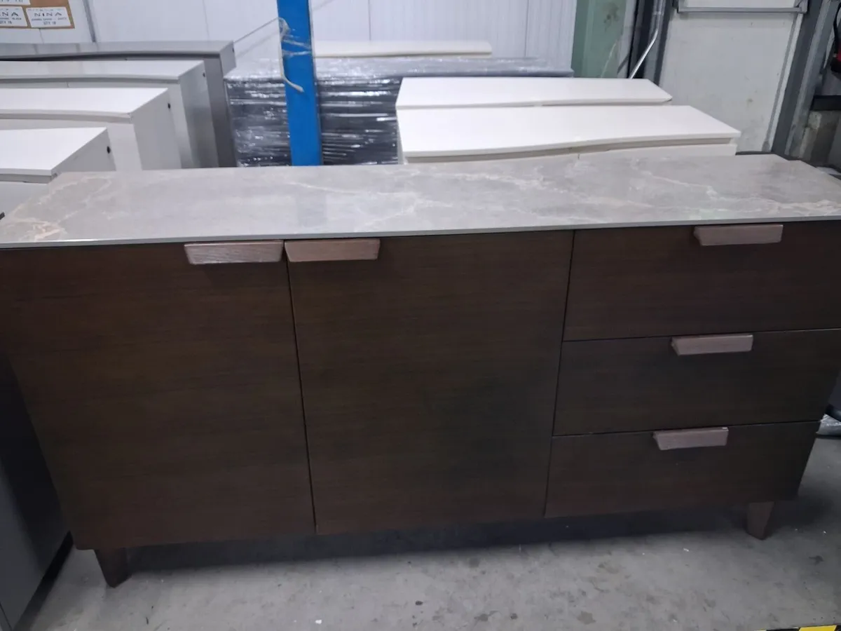 Showroom Furniture Auction - Image 3