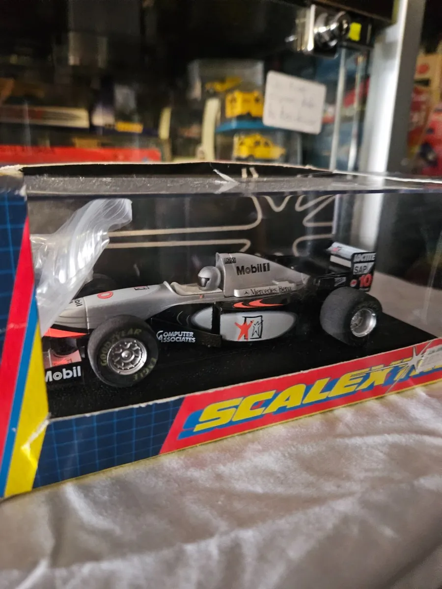 Hornby Scalextric Formula 1 - Image 2