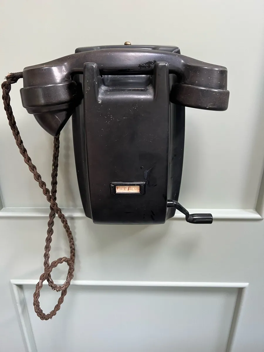 1955 Magneto phone - Image 1