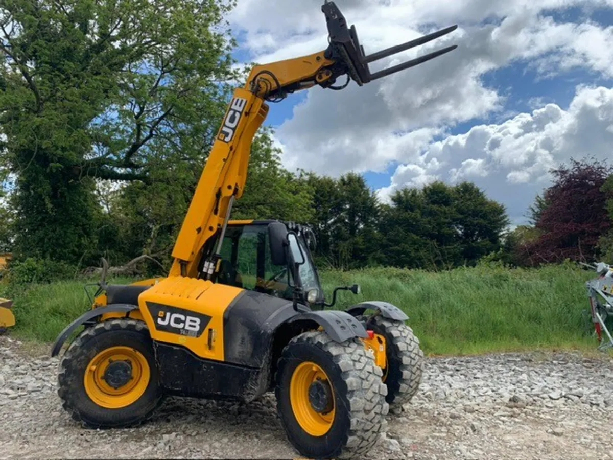 JCB 526-56 AGRI TELEHANDLER (2014) - Image 1