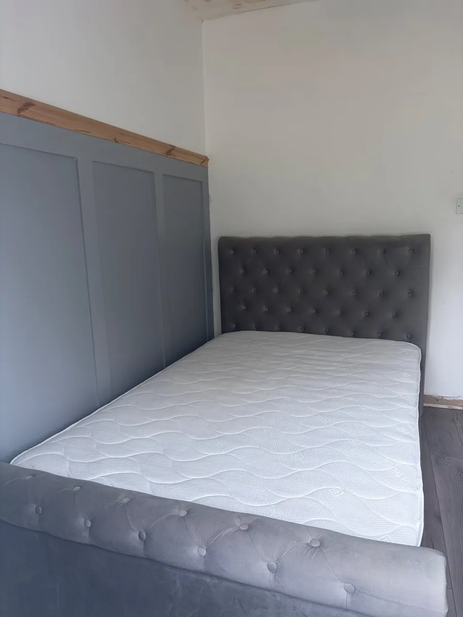 Small double side opening ottoman bed - Image 2