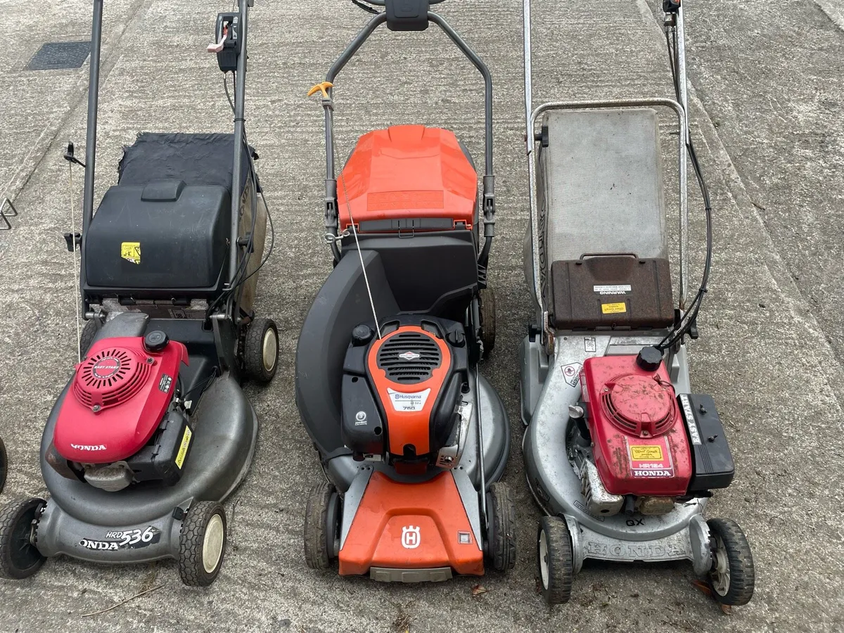 Lawn mower - Image 1