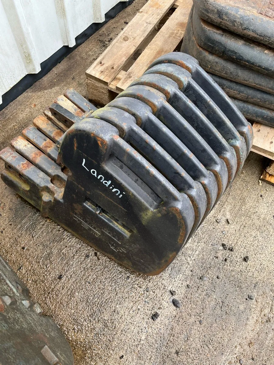 Selection of tractor weights - Image 4