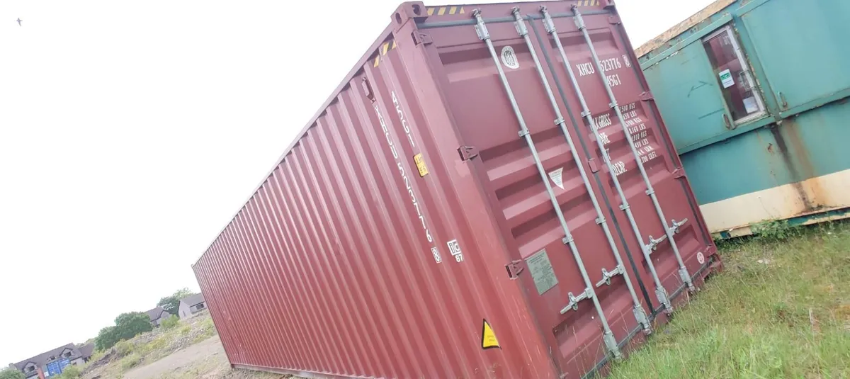40ft Containers