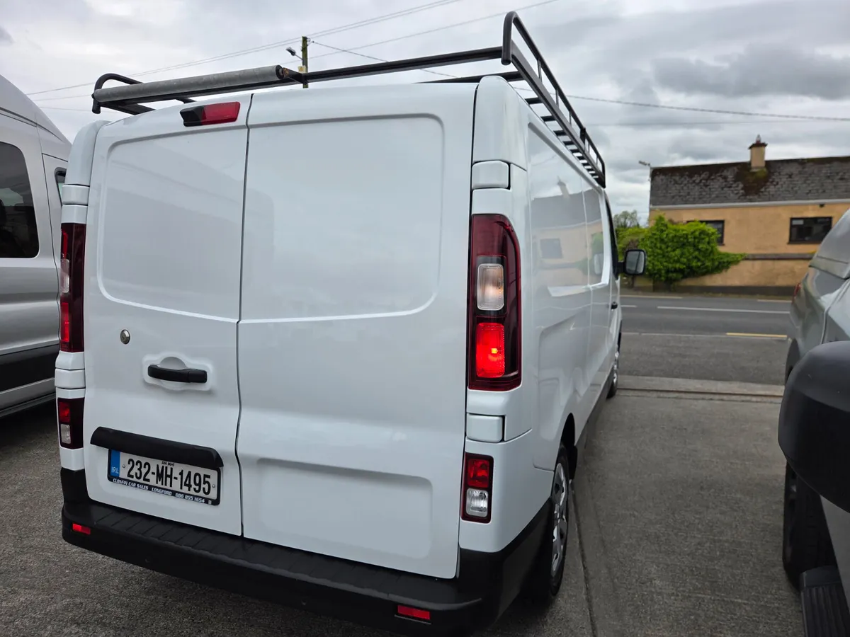 232 RENAULT TRAFFIC LWB BUSINESS EDITION - Image 4