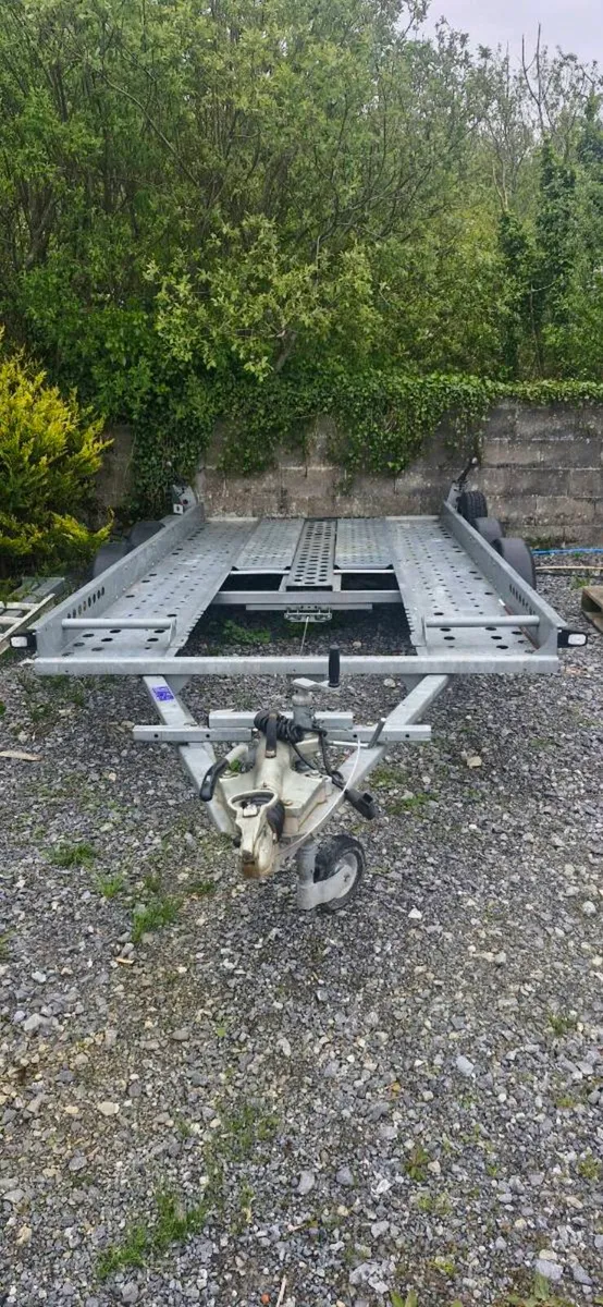 Car Transporter - Image 1
