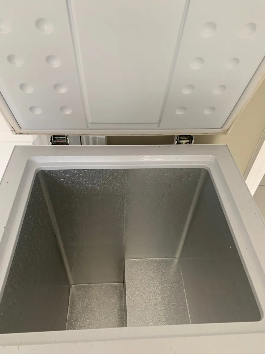 Chest freezer - Image 2