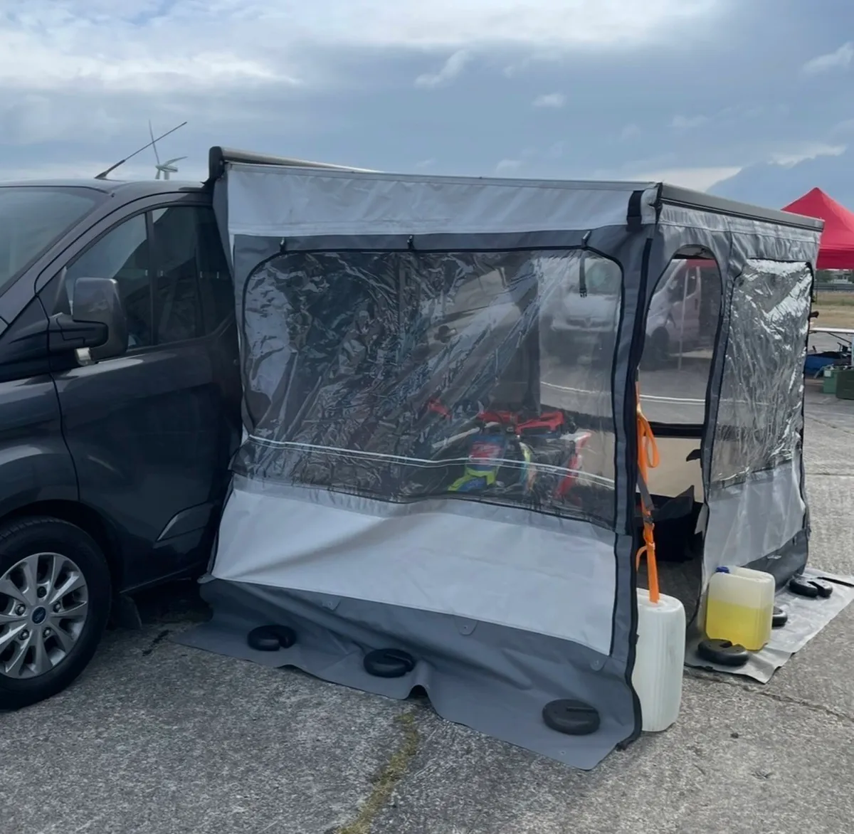 Fiamma F45s 2.6 M awning and privacy room - Image 1