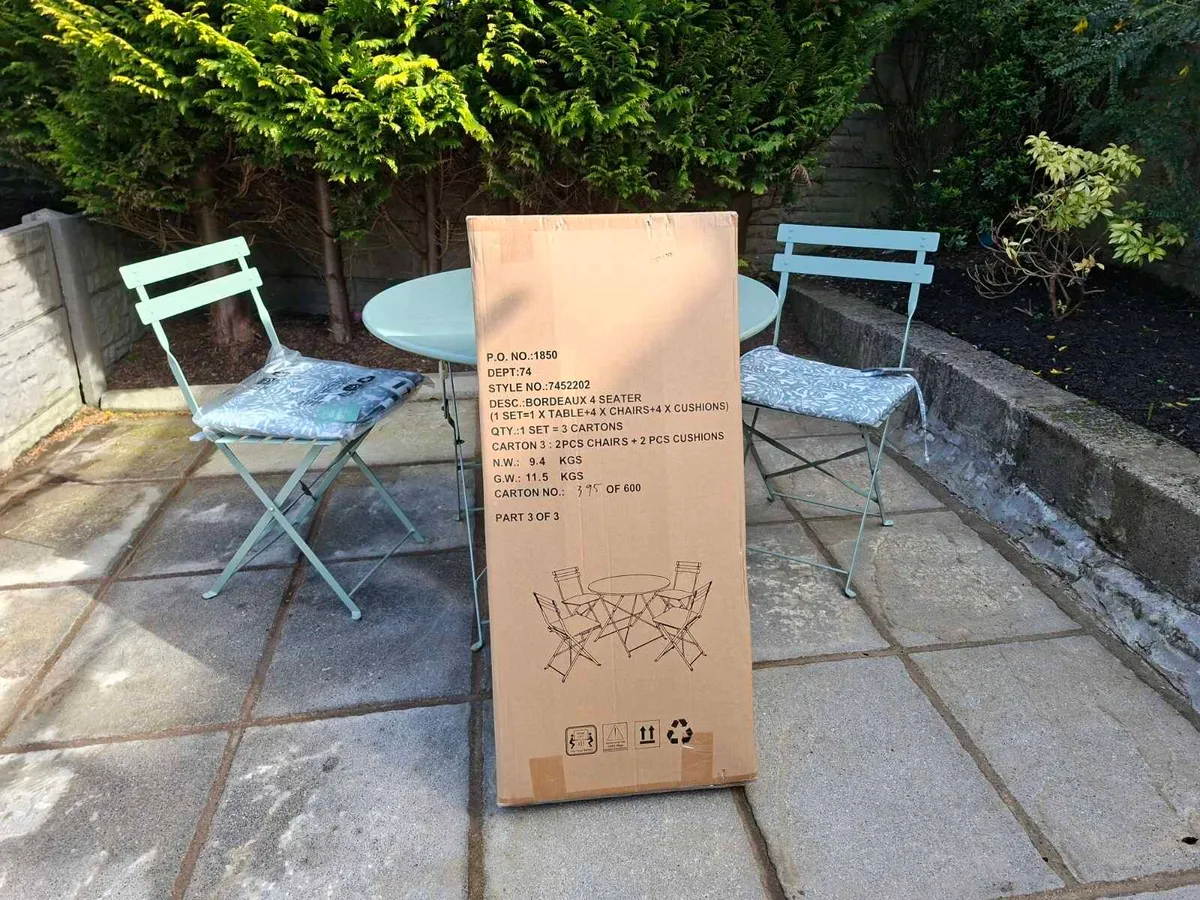 Bordeaux 4 Seater Outdoor Dining Set - Image 2