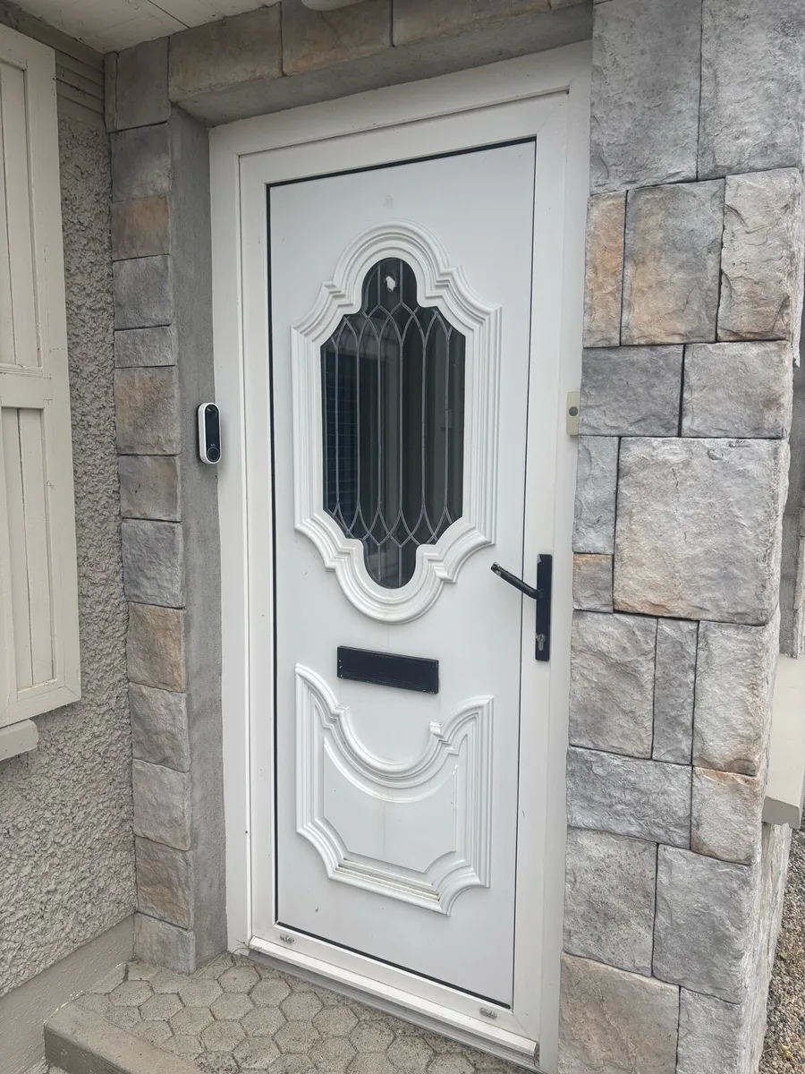 House doors and sliding doors - Image 2