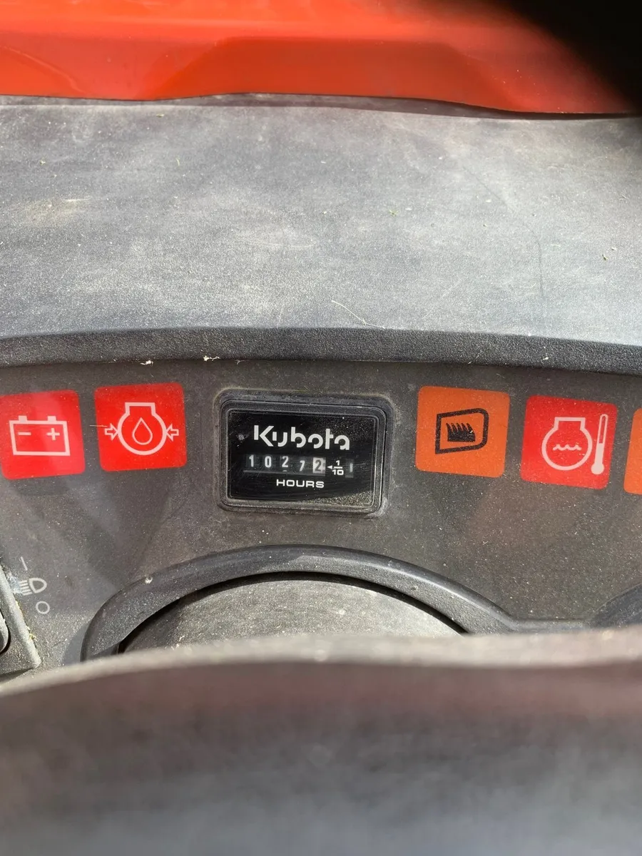 Kubota ride on mower - Image 2