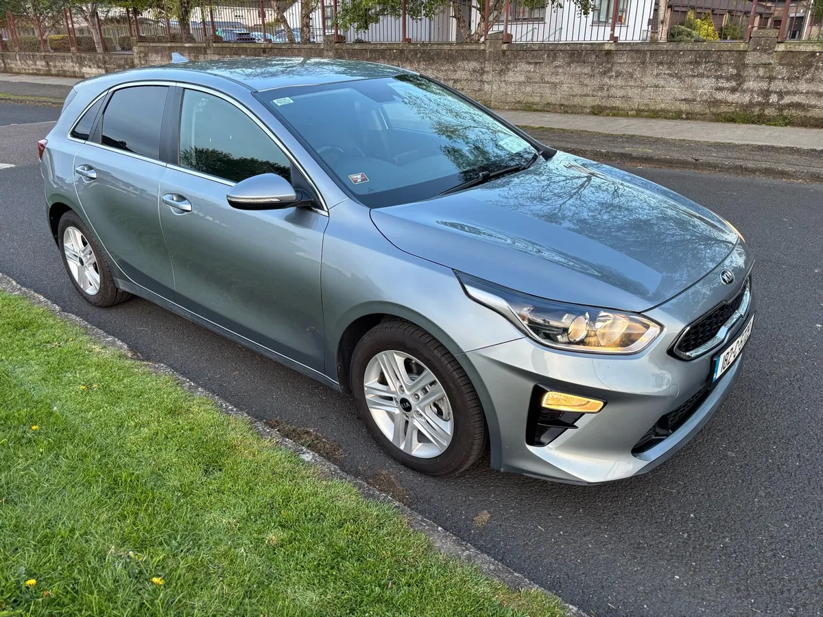 Kia Ceed commercial VERY LOW MILEAGE - Image 4