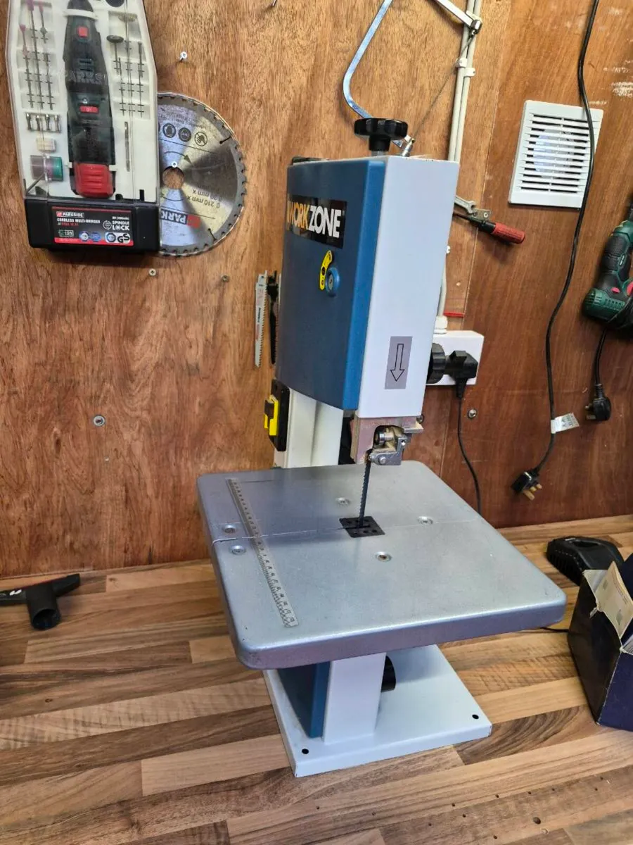 Band saw, magnifying glass with light and scroll s - Image 2