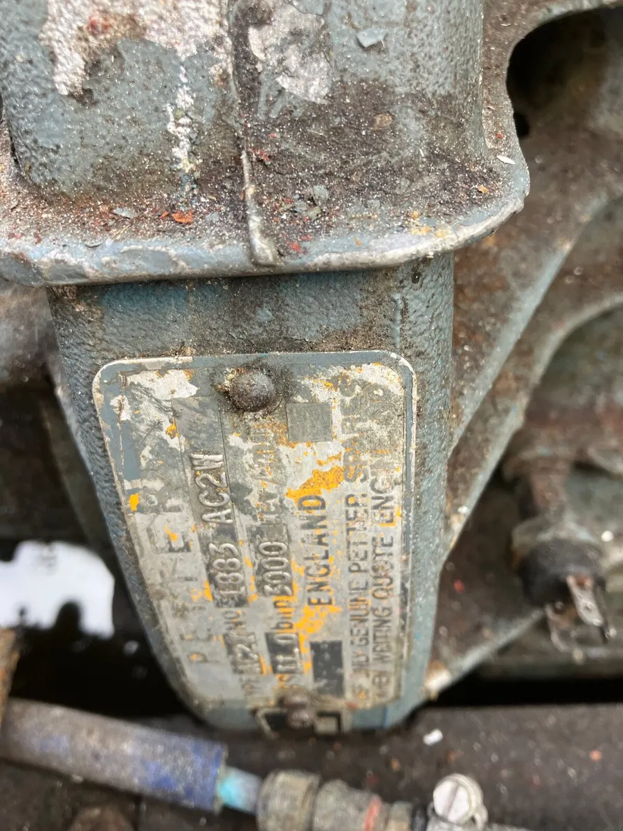 DIESEL 14HP PETTER MINI TWIN INBOARD BOAT ENGINE - Image 4