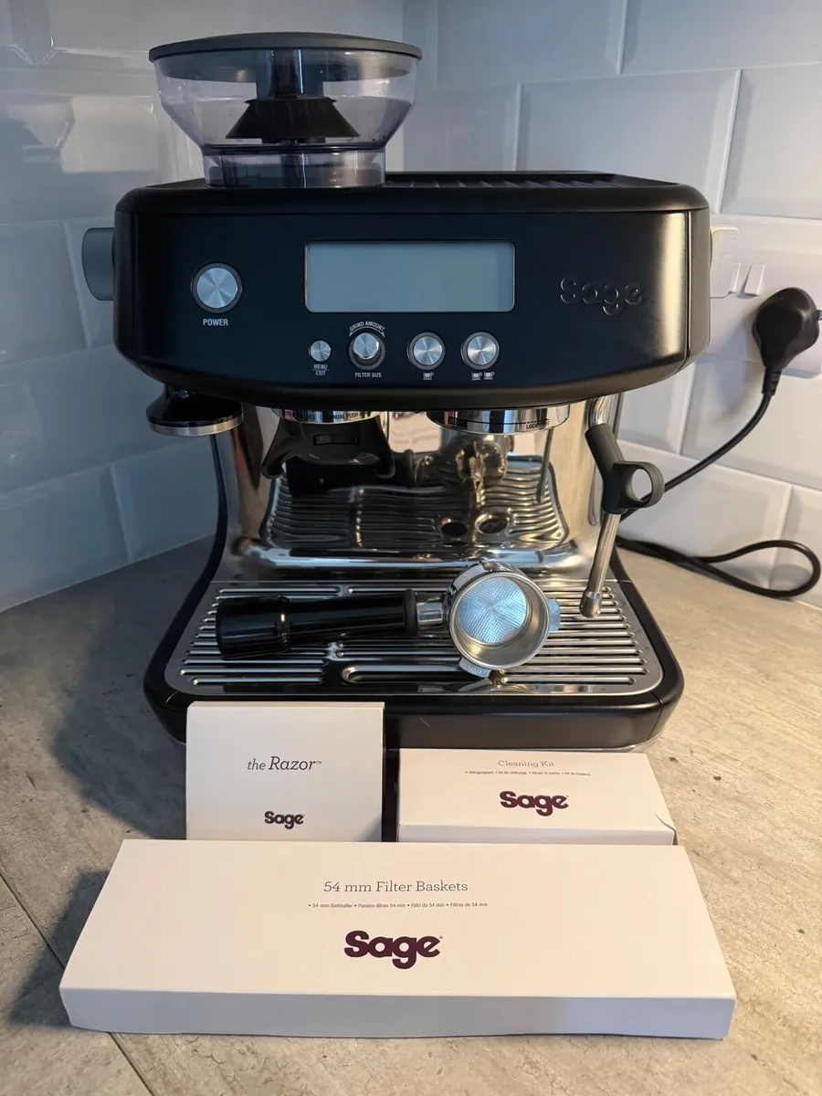 Sage Barista Pro Black Truffle Coffee Machine