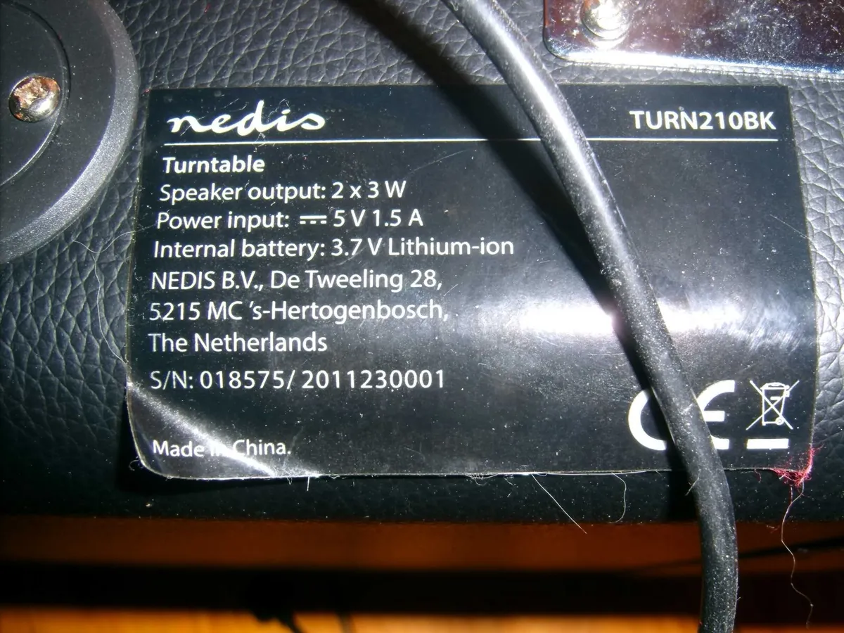 turntable - Image 2