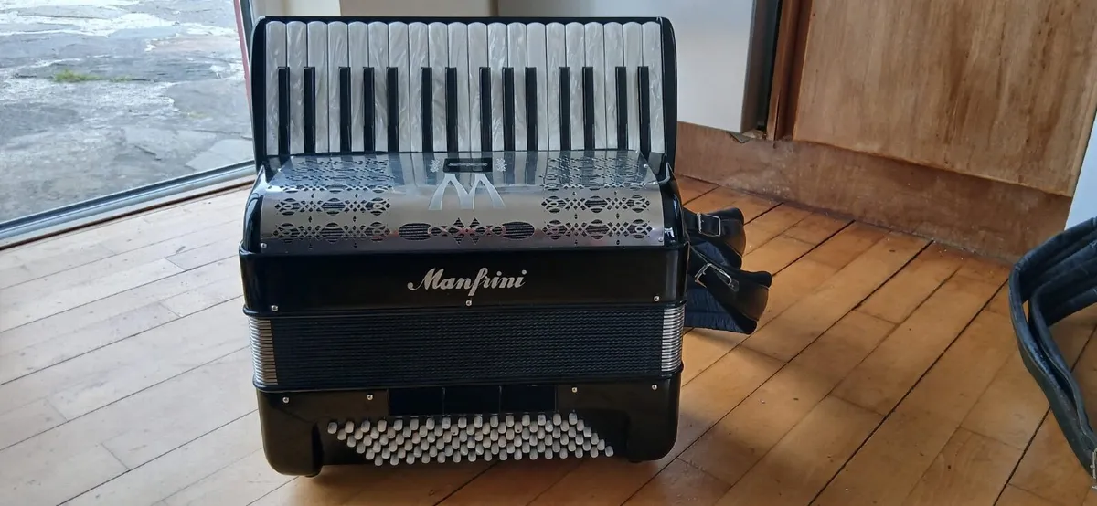Piano accordian Manfrini - Image 3