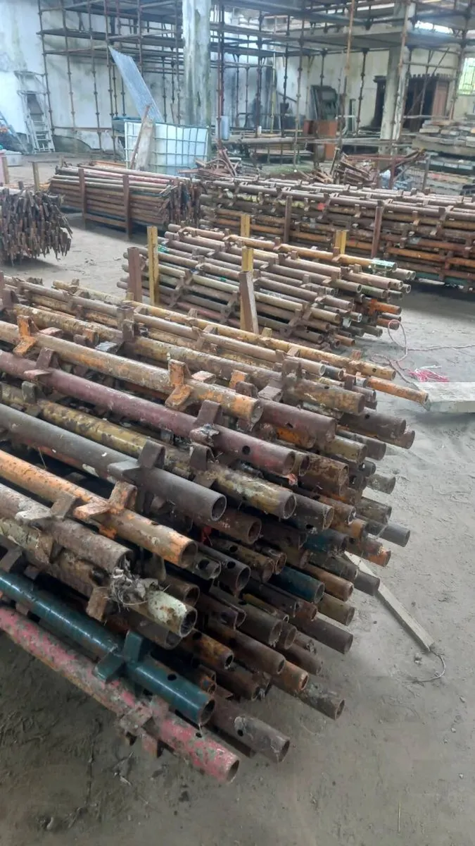 Large amount of Scaffolding - Image 3