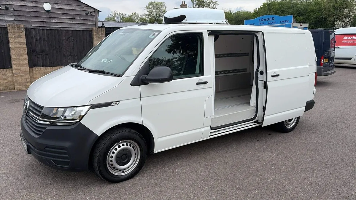 2024 Volkswagen Transporter Refrigerated Van - Image 1